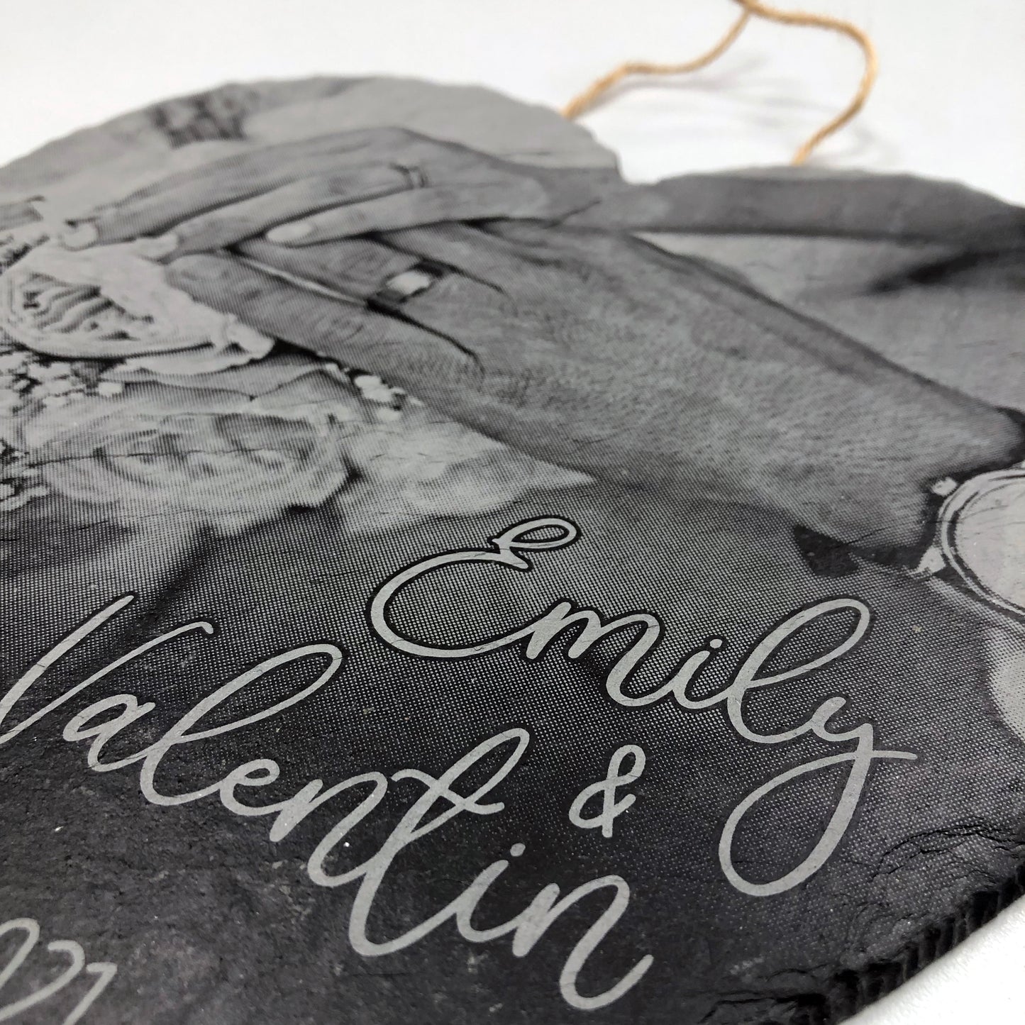 Personalisiertes Schieferherz zur Hochzeit – mit Gravur, Foto & Wunschtext