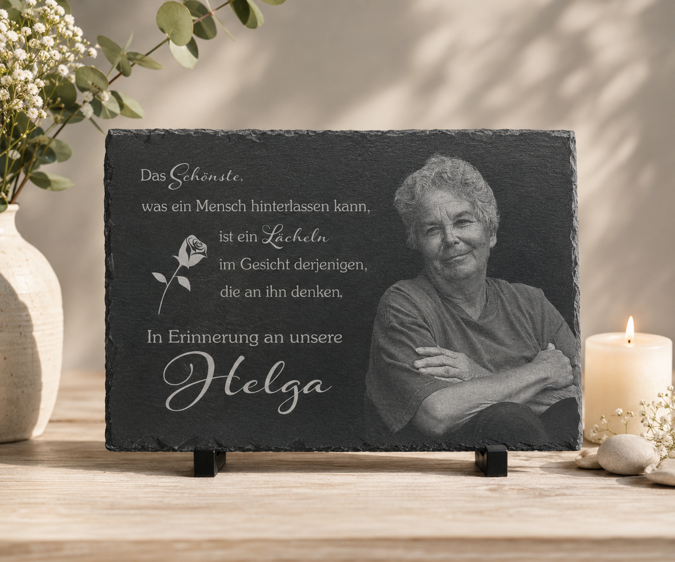 Gedenktafel eckig personalisiert mit Foto aus Schiefer als Grabdeko