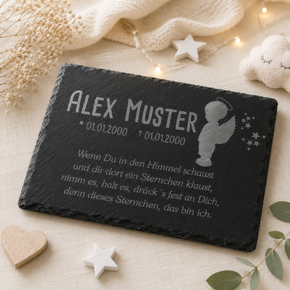 Gedenkstein für Sternenkinder personalisiert mit Namen aus Schiefer - Motiv „Engel Junge“