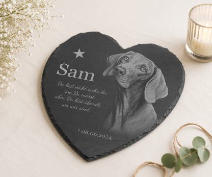 Tier Grabstein Herzform für Hund oder Katze personalisiert aus Schiefer mit Foto-Gravur