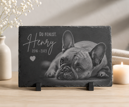 Tier Grabtafel eckig für Hund oder Katze personalisiert aus Schiefer mit Foto-Gravur