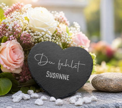 Kleine Schieferherzen mit Namen und Spruch personalisiert - "Du fehlst"