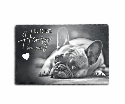 Tier Grabtafel eckig für Hund oder Katze personalisiert aus Schiefer mit Foto-Gravur