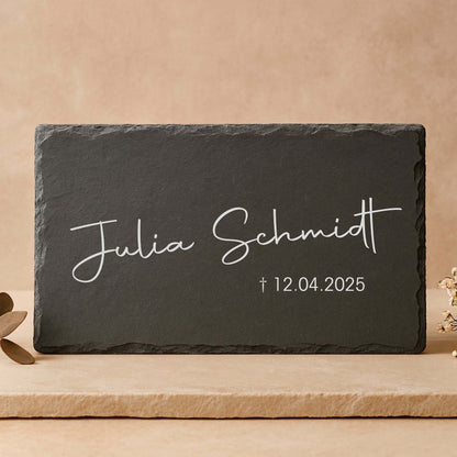 Personalisierte eckige Schiefertafel mit Namen & Datum – Gedenktafel als Grabdekoration