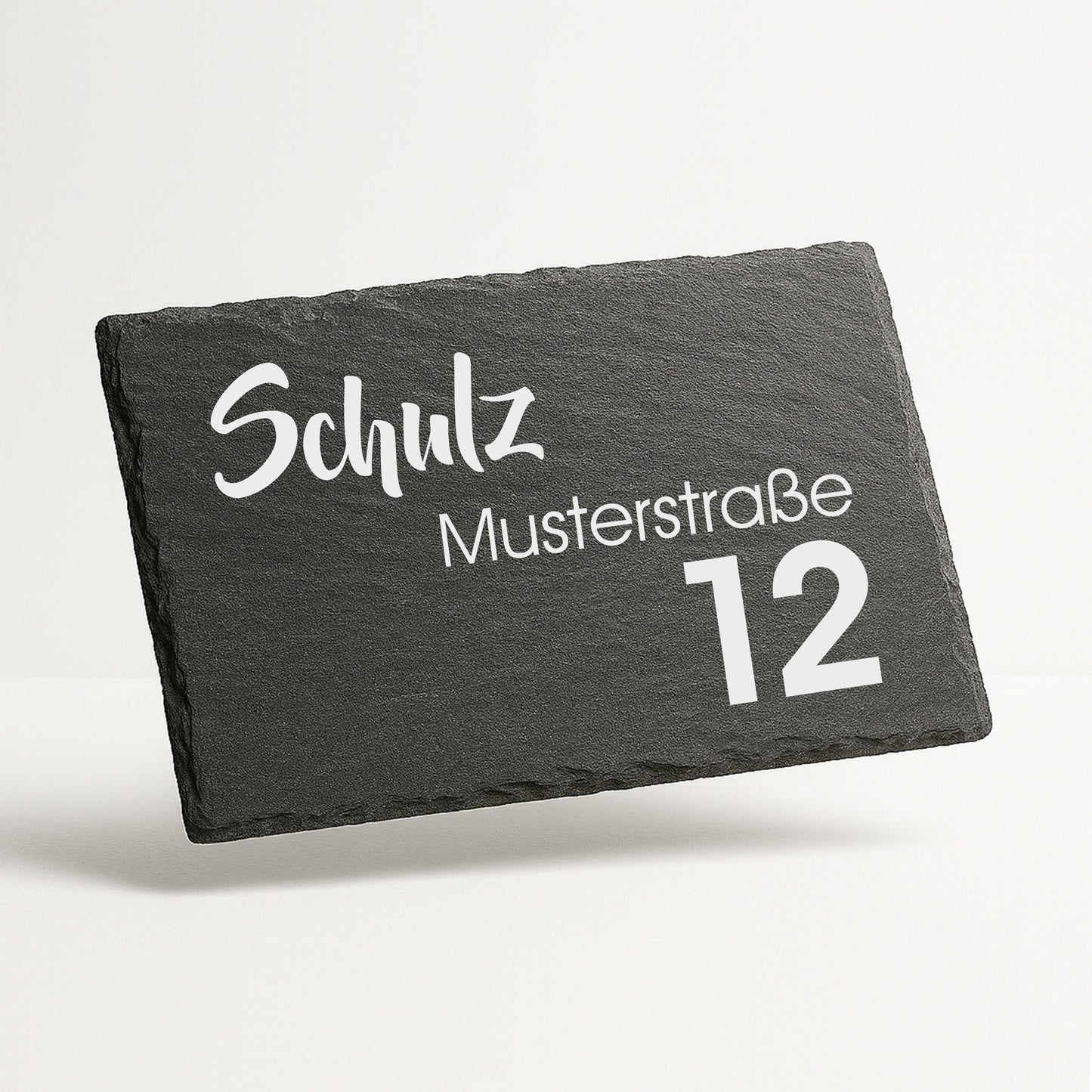 Personalisiertes Türschild aus Schiefer – stilvoll & individuell