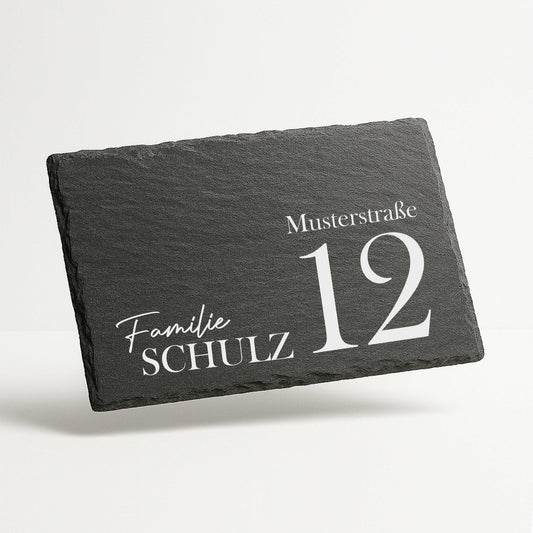 Personalisiertes Türschild aus Schiefer – elegant & ausdrucksstark