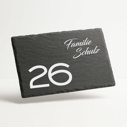 Personalisiertes Türschild aus Schiefer – modern & elegant reduziert