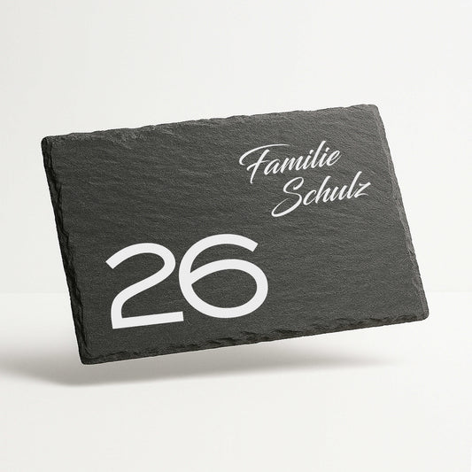 Personalisiertes Türschild aus Schiefer – modern & elegant reduziert