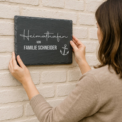 Maritimes Türschild personalisiert mit Namen aus Schiefer - Heimathafen