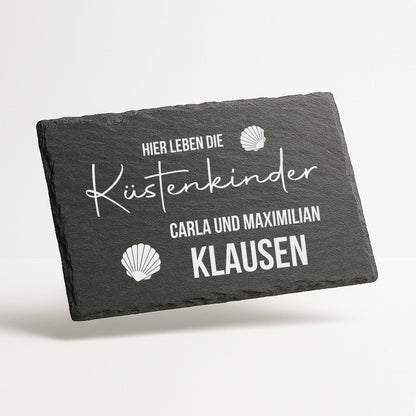 Maritimes Türschild personalisiert mit Namen aus Schiefer - Küstenkinder
