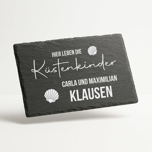 Maritimes Türschild personalisiert mit Namen aus Schiefer - Küstenkinder