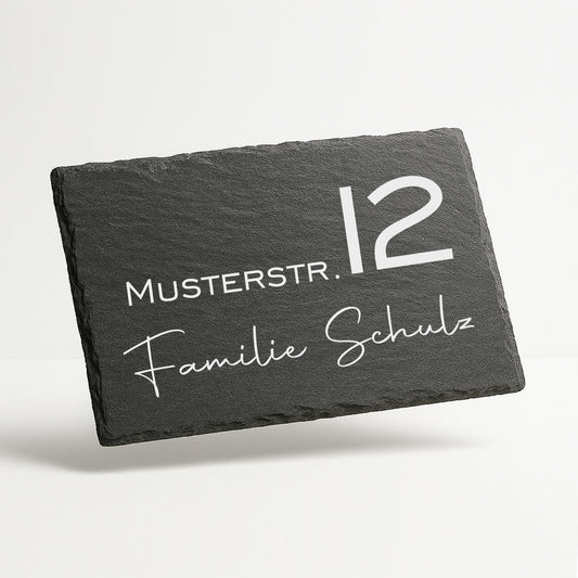 Personalisiertes Türschild aus Schiefer – modern & zeitlos