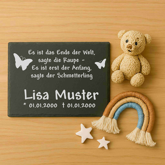Gedenkstein für Sternenkinder personalisiert mit Namen aus Schiefer - Motiv „Schmetterling“