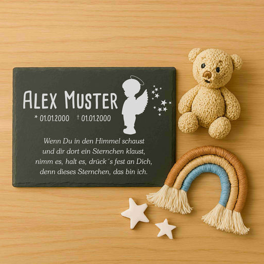Gedenkstein für Sternenkinder personalisiert mit Namen aus Schiefer - Motiv „Engel Junge“