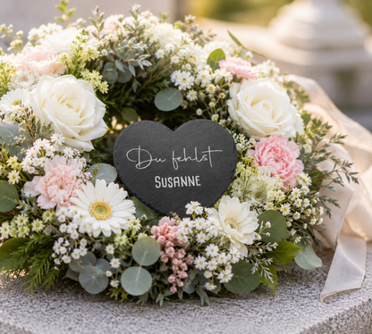 Kleine Schieferherzen mit Namen und Spruch personalisiert - "Du fehlst"